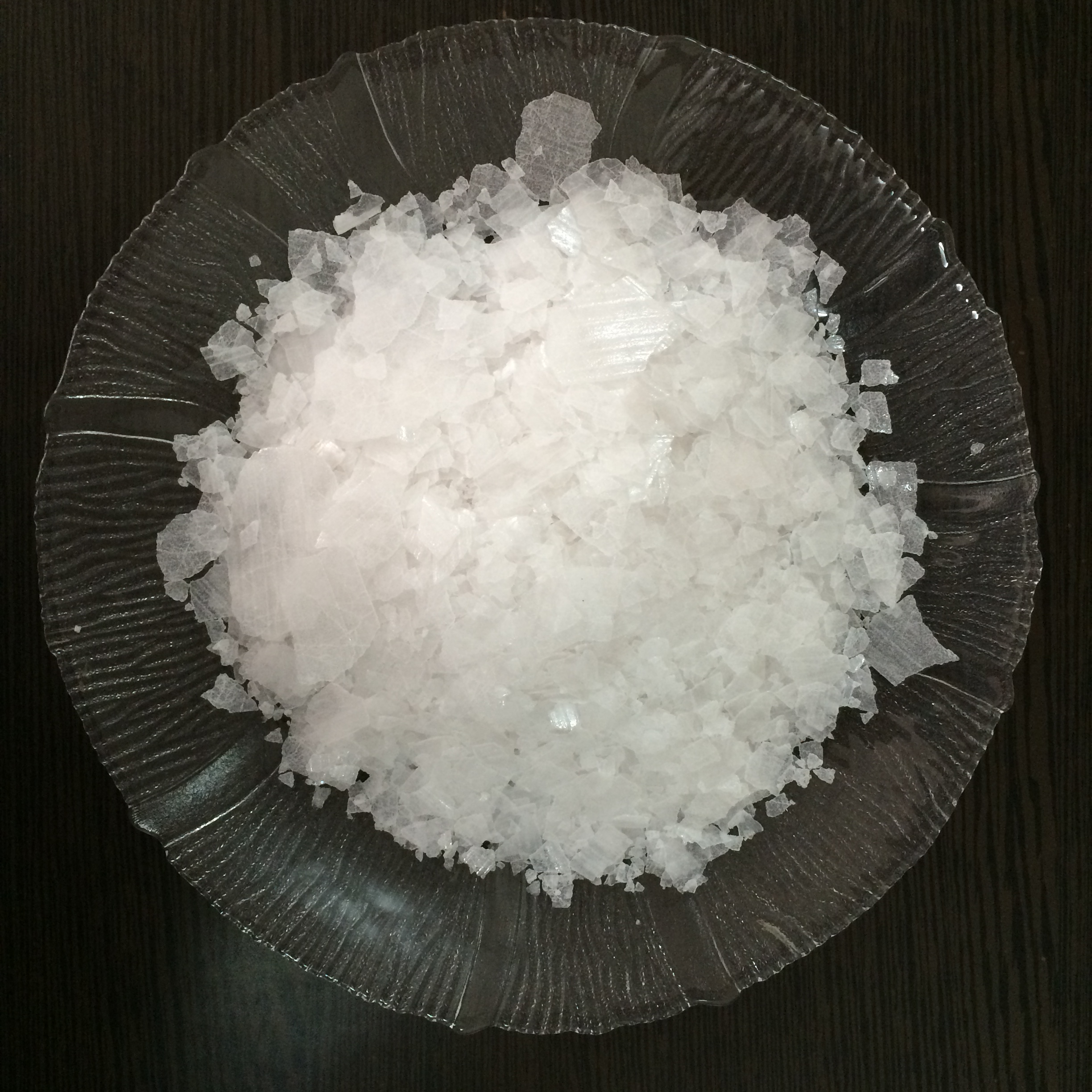 郑州氢氧化钠：工业、清洁能源和化学制品的优化生产